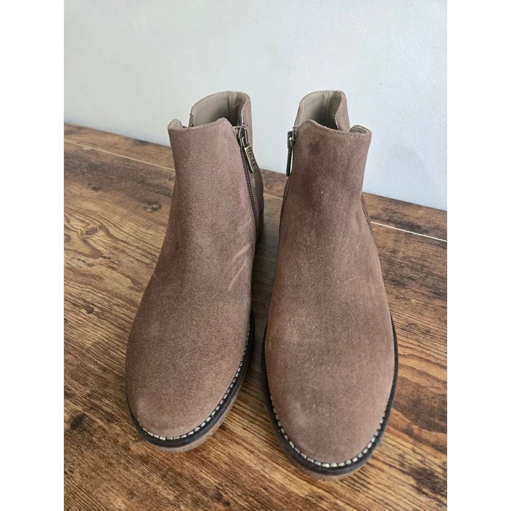 Italeau handmade suede